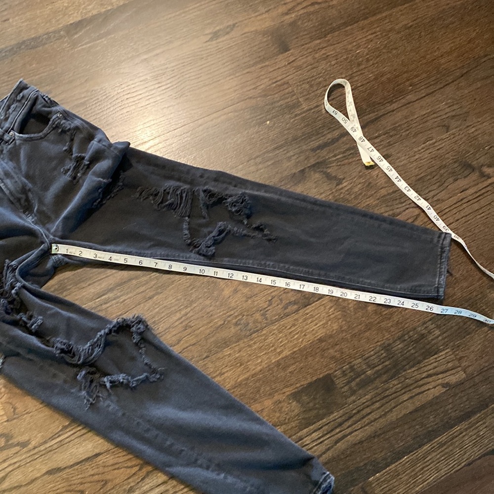 American Eagle Black Distressed Mom Jeans 00 EUC - Picture 6 of 12